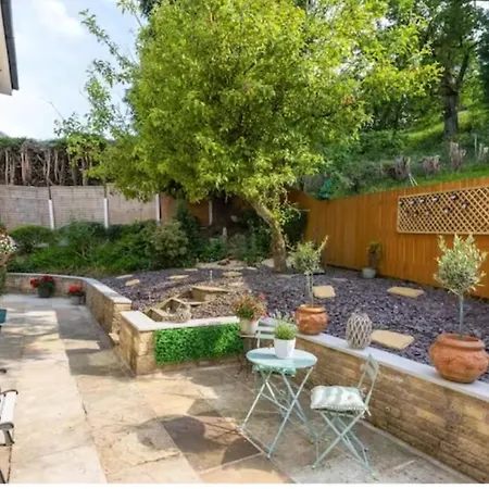 Enchanting Haven Todmorden Exterior photo